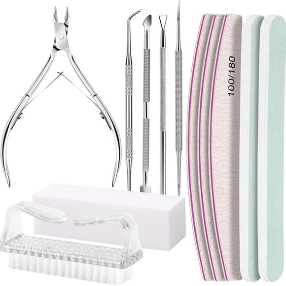 Manicure Kit - Picture 3 of 8